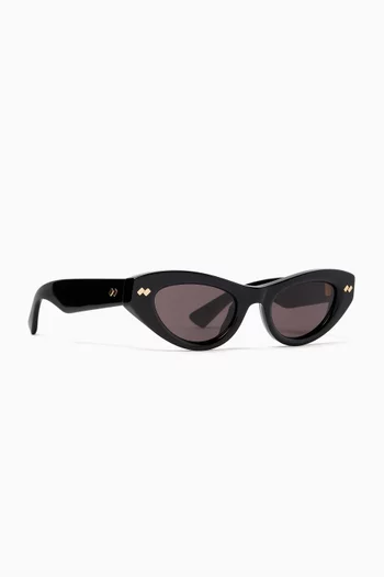 Cat-eye Sunglasses in Acetate