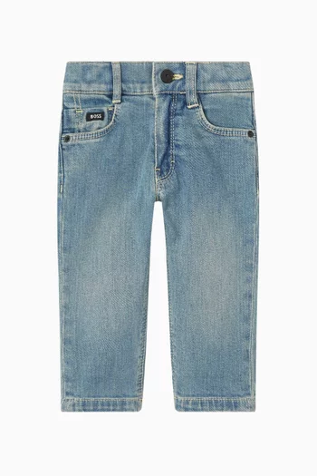 Logo Patch Jeans in Denim