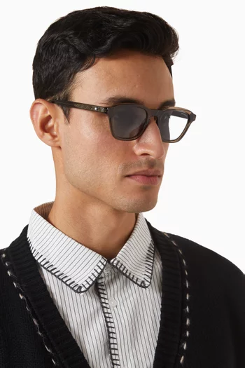 نظارة شمسية بإطار أسيتات على شكل حرف D