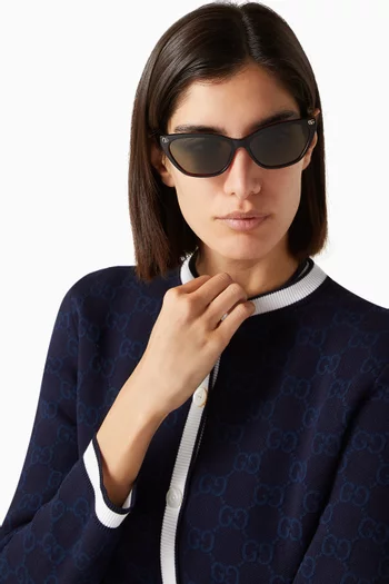 Cat-eye Sunglasses in Acetate