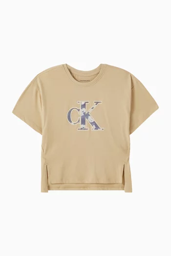 تي شيرت بطبعة شعار الماركة قطن