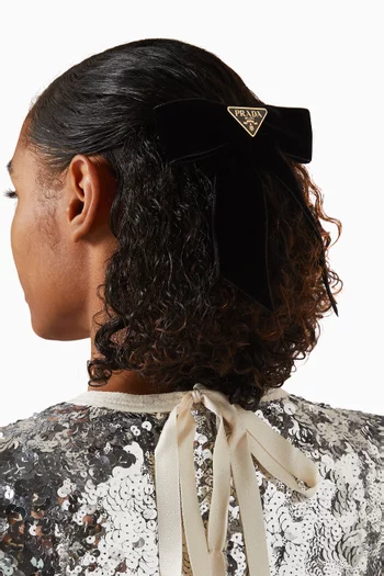 Logo Hairclip in Velvet