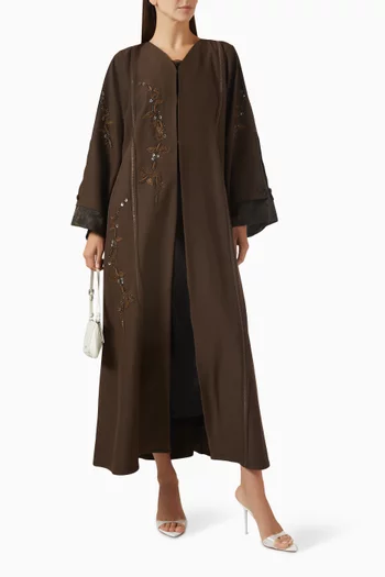 عباية مطرزة بالخيوط كريب وقطن