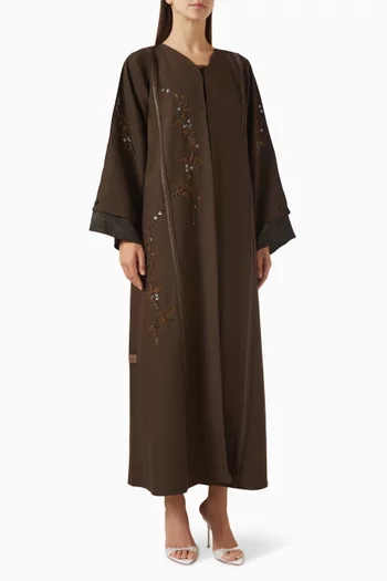 عباية مطرزة بالخيوط كريب وقطن