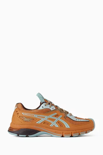 UB12-S GEL-SD Lyte Sneakers in Mesh