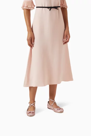 حذاء باليرينا بكعب مسطح مزين بحلي هرمية ستان