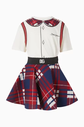 تي شيرت بطبعة حقيبة ظهر قطن