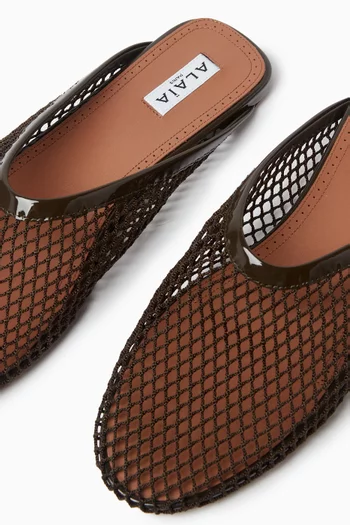 Flat Mules in Mesh & Patent Leather