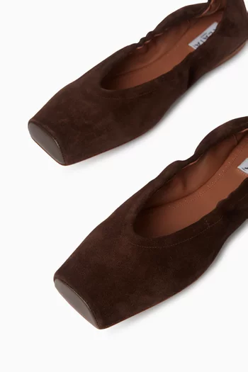 حذاء باليرينا بمقدمة مربعة وكعب مسطح شمواه