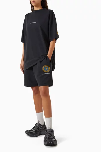 Unisex Merch Shorts in Dry Fleece