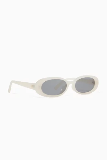 Outta Love Wide Fit Sunglasses in Polycarbonate
