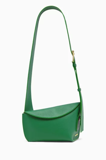 حقيبة سلينغ بحلية على شكل حرف T جلد عجل