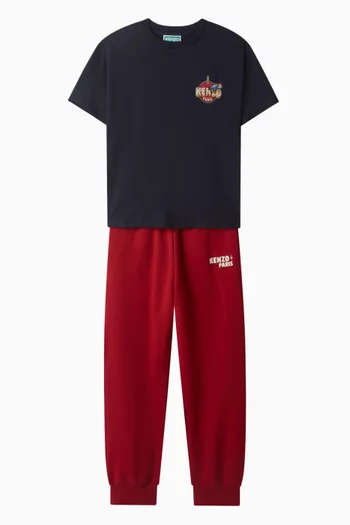 تي شيرت بشعار الماركة قطن