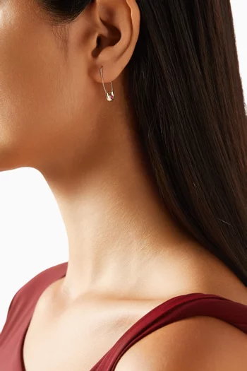 قرط منفرد بتصميم دبوس فضة إسترلينية