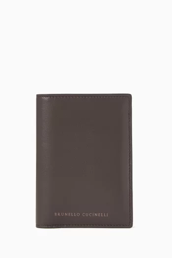 Passport Holder in Grained leather