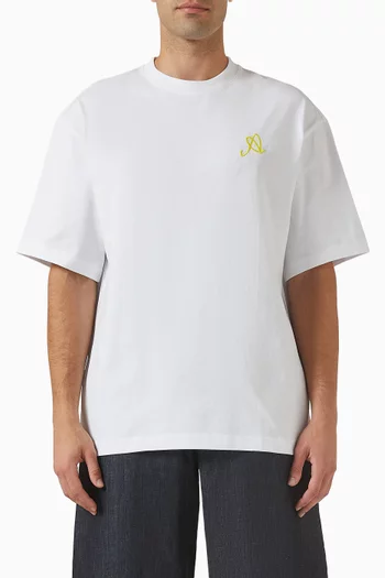 تي شيرت مطرز بحرف A قطن عضوي