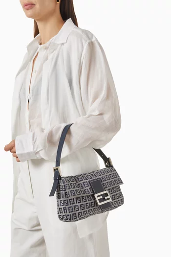2000s Baguette Shoulder Bag in Zucchino Canvas & Leather