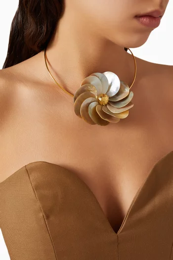 Fleur De Shells Necklace