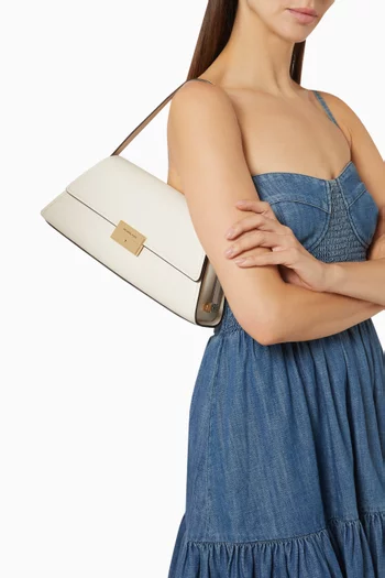 Medium Ludlow Shoulder Bag in Leather