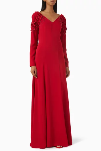 فستان سهرة بفتحة رقبة V وتطريزات