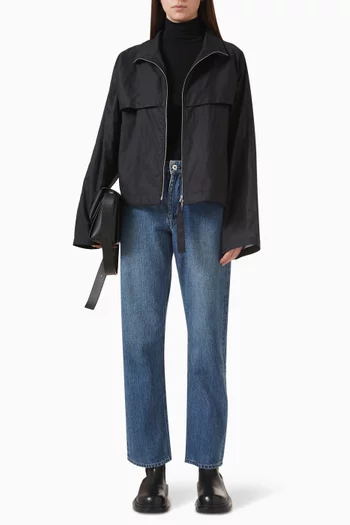 جاكيت بقصة مربعة فضفاضة