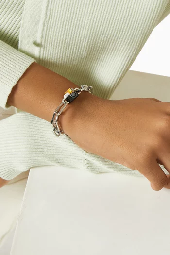 حلية بتصميم كاميرا فضة إسترلينية