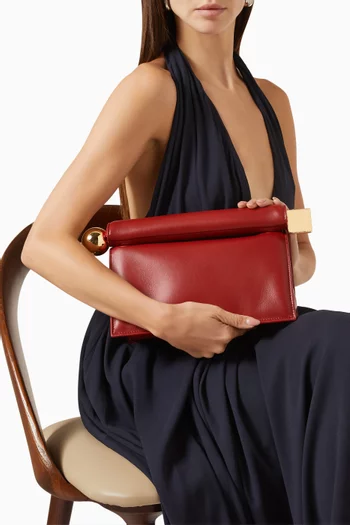 La Pochette Rond Carré Clutch Bag in Leather