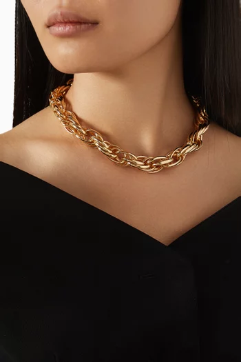 قلادة قصيرة بتصميم سميك نحاس مطلي بلون ذهبي