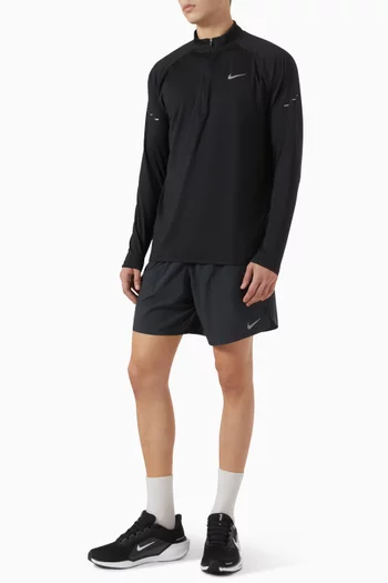 Stride Dri-FIT 1/4-zip Running T-shirt