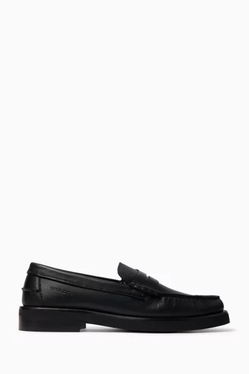 Classic Loafers in Leather
