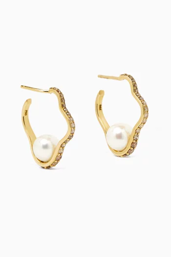 أقراط دائرية سي آيس متوسطة مرصعة بالماس واللؤلؤ ذهب عيار 18