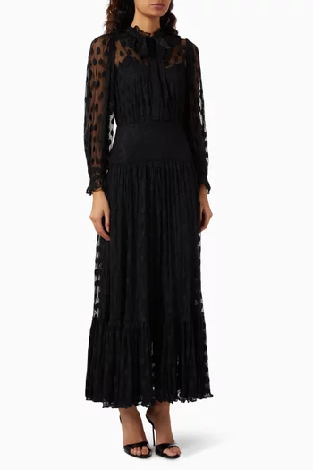 فستان كارلا متوسط الطول دانتيل