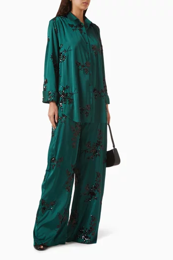 قميص مطرز بأساور بحلقة معدنية ستان