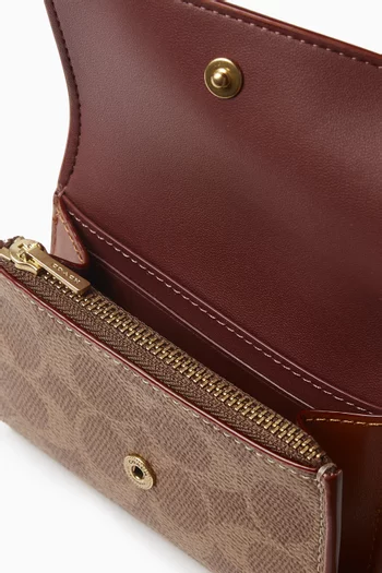 حافظة بطاقات اسينشال بغطاء قلاب بشعار الماركة قنب مغلف