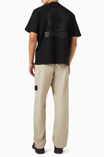 تي شيرت بشعار الماركة قطن عضوي