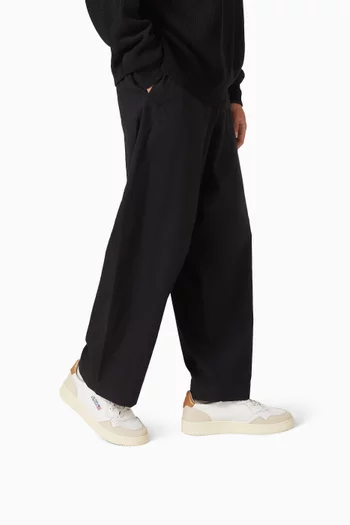 Medalist Low Sneakers in Leather & Suede