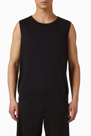 Relaxed-fit Vest in Silk-knit