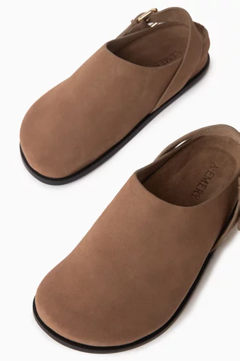 Louis Clogs in Suede