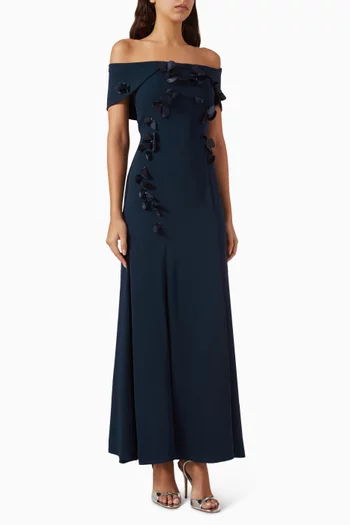 فستان مزين بزهور بارزة كريب