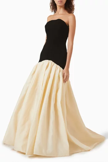 فستان سهرة راديانس بتصميم مشد وحافة منفوخة