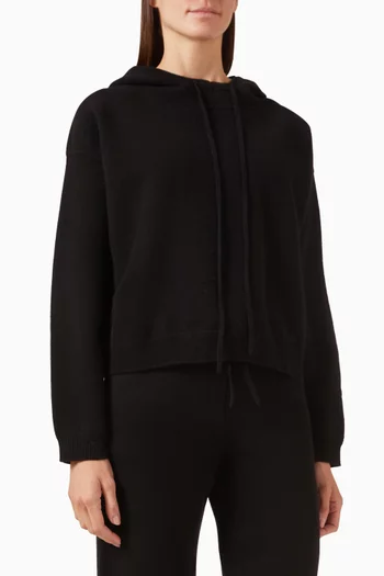 كنزة سارلا بغطاء رأس كشمير