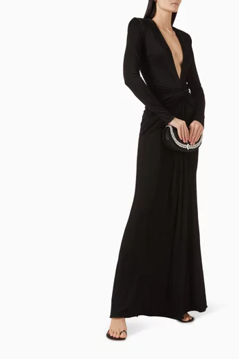 فستان أزور طويل بفتحة رقبة عميقة