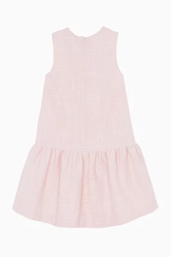 فستان بكشكش وقصة على شكل حرف A