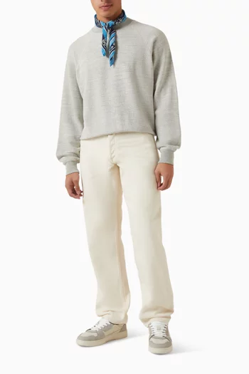 سويت شيرت بياقة عالية 