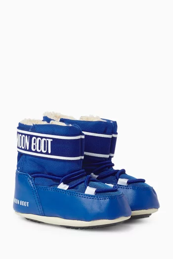 Crib Mid Boots in Nylon
