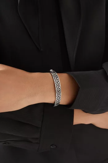 سوار بمفصلات وتصميم مبطن نحاس مطلي