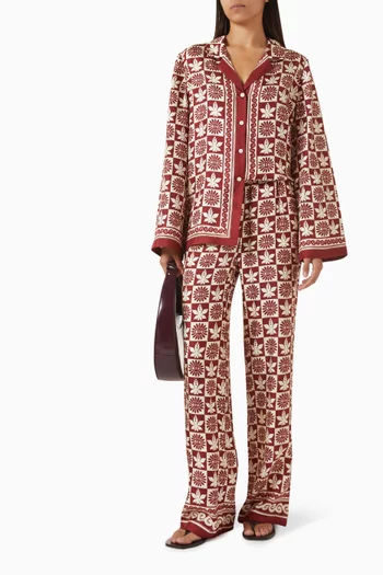 قميص كانتا بنقشة زهور وعيون حرير