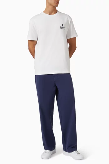 تي شيرت بطبعة شعار الماركة قطن