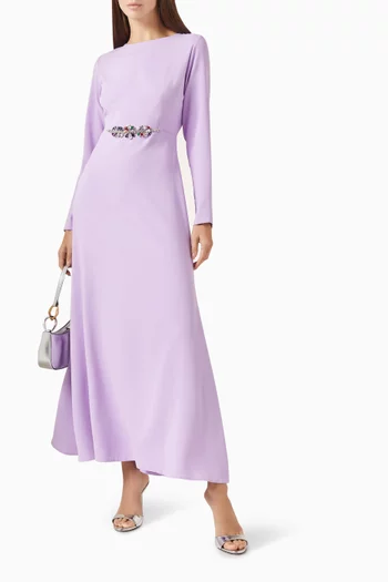 فستان متوسط الطول مطرز بالأحجار