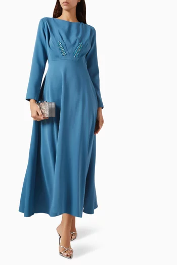 فستان مطرز بالأحجار كريب